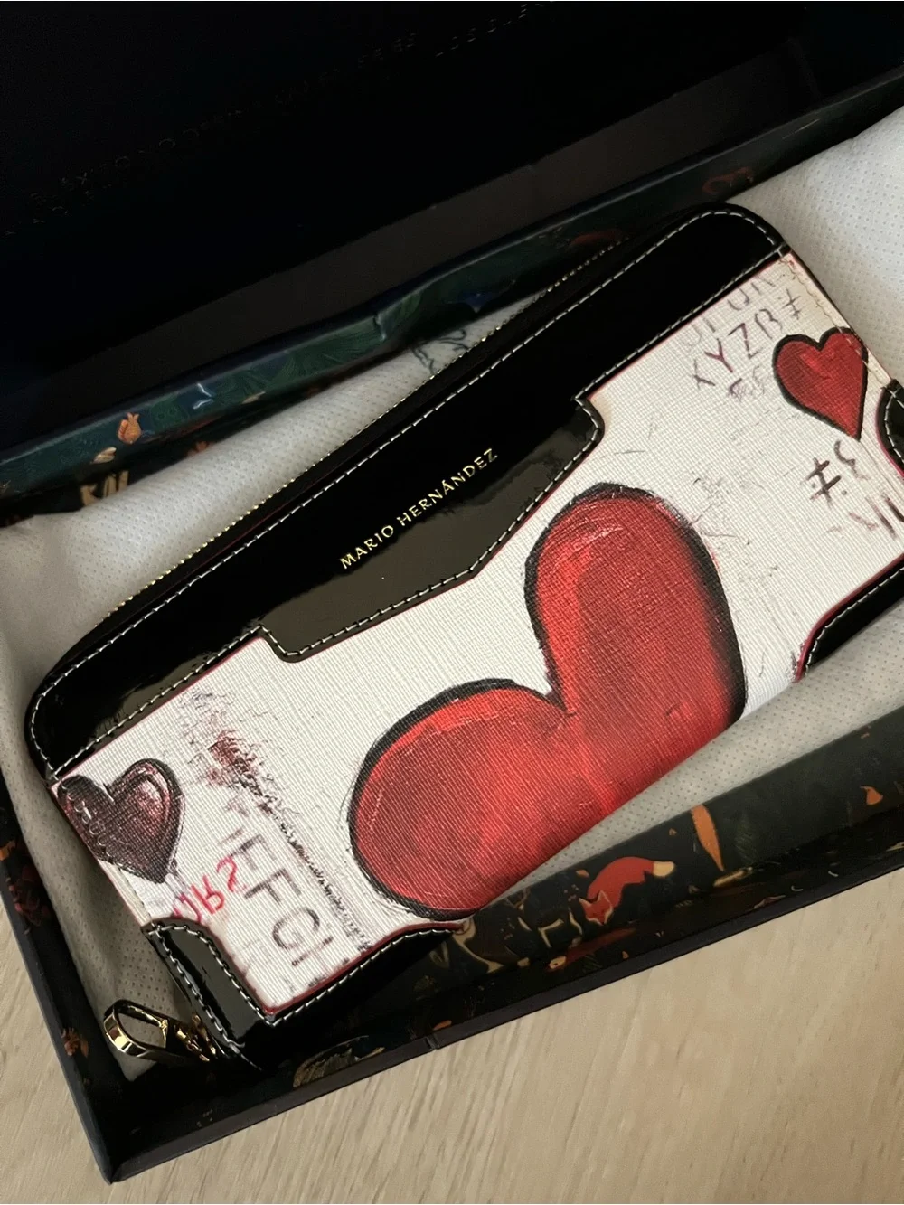 Mario Hernandez White Wallet with Red Heart Print